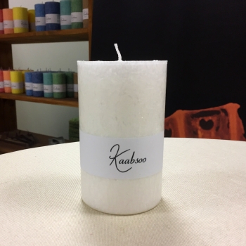 Valge suur looduslik pitsiline lauaküünal steariinist White Large Stearin Pillar Candle Kaabsoo